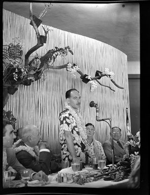 Unidentified man, making a speech, Honolulu, Hawaii