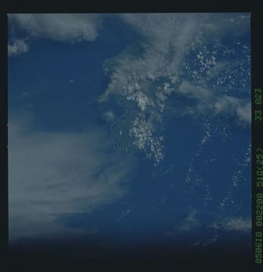 51G-33-023 - STS-51G - STS-51G earth observations