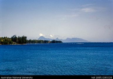 Tahiti - view of Moorea - Papeete