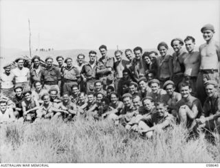 RAMU VALLEY, NEW GUINEA, 1943-10-03. GROUP PORTRAIT OF THE 2/7TH AUSTRALIAN INDEPENDENT COMPANY. SHOWN ARE - WX25871 TROOPER R.G. MARTIN (1); SX12377 TROOPER C.R. MARKS (2); SX15894 TROOPER W.R. ..