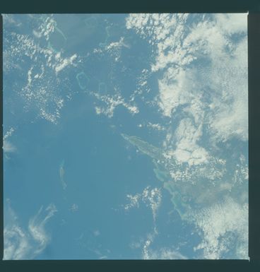 S09-35-1593 - STS-009 - Earth observations taken by the STS-9 crew