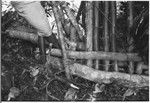 Bridge-building: fastening supports to the base of the bridge