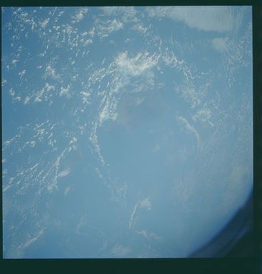 S43-605-034 - STS-043 - STS-43 earth observations