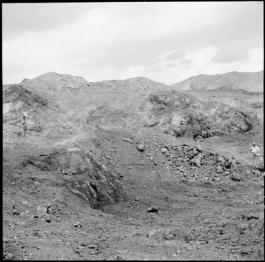 Cardigan mining, Fiji, 1966 / Michael Terry