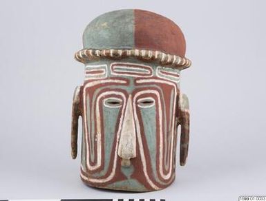 ["mask, dansmask, dance mask, helmet mask, kakapavaga"]