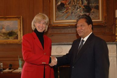 Visit of Marshall Islands President Kessai Note, right, to Department of Interior headquarters for discussions with Secretary Gale Norton on U.S. programs related to the long-range impact of mid-20th Century nuclear testing in the Marshall Islands vicinity