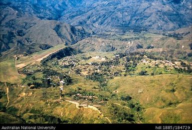 Upper Chimbu Valley (flight) - Kundiawa