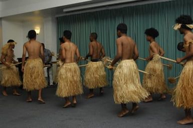 [Assignment: 48-DPA-SOI_K_Majuro_6-11-12-07] Pacific Islands Tour: Visit of Secretary Dirk Kempthorne [and aides] to Majuro Atoll, of the Republic of Marshall Islands [48-DPA-SOI_K_Majuro_6-11-12-07__DI14529.JPG]