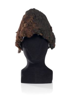 Ulucavu (headdress of human hair or wig)