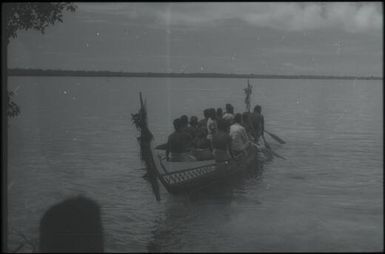 The maiden voyage (2) : Nissan Island, Papua New Guinea, 1960 / Terence and Margaret Spencer