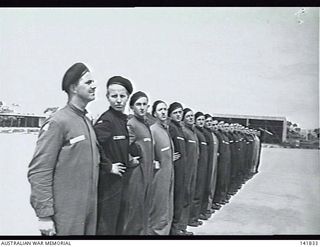 Melbourne, Vic. 1944-10-16. Ex-members of the AIF who have served in the Middle East and New Guinea. These men have transferred to the RAAF and are undergoing an Air Crew Training Course