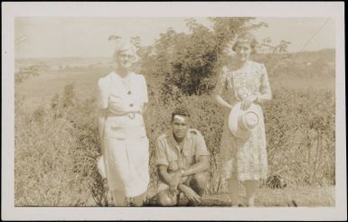 Bev? Simm and Hetty Jenkins, August 1947