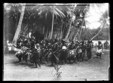 Melanesian Women's Dance -  Molot