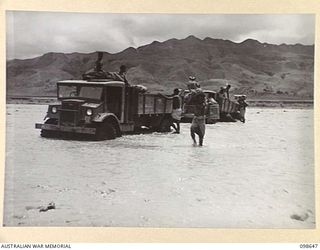 LERON RIVER, NEW GUINEA. 1945-10-31. AN EXPEDITION COMPRISING MEMBERS OF 1 MOBILE VETERINARY SURVEY UNIT, CARRIED OUT AN ANIMAL DISEASE SURVEY TOUR IN THE MARKHAM VALLEY, MOUNT HAGEN, RUMU VALLEY ..