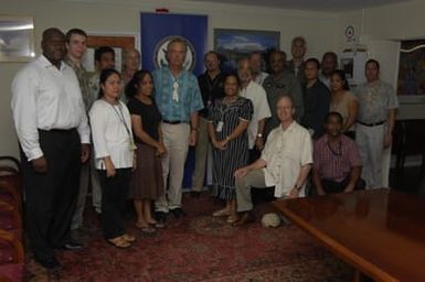 [Assignment: 48-DPA-SOI_K_Majuro_6-11-12-07] Pacific Islands Tour: Visit of Secretary Dirk Kempthorne [and aides] to Majuro Atoll, of the Republic of Marshall Islands [48-DPA-SOI_K_Majuro_6-11-12-07__DI14822.JPG]