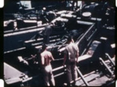 USMC 101185: Loading operations 1945