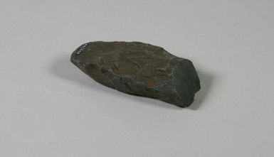 To'i Ma'a (Stone Adze)
