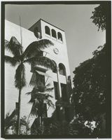 [Royal Hawaiian Hotel]