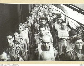 AUSTRALIAN TROOPS EN ROUTE TO PORT MORESBY