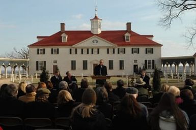 [Assignment: 48-DPA-01-12-09_SOI_K_Mt_Vernon] Visit of Secretary Dirk Kempthorne to Mount Vernon Estate and Gardens, Mount Vernon, Virginia, [for touring and announcement of the U.S. nomination of the George Washington home, along with the Papahanaumokuakea Marine National Monument in Hawaii, for inclusion on the United Nations Educational, Scientific, and Cultural Organization's (UNESCO's) World Heritage List. Joining Secretary Kempthorne for the announcement was James Rees, Executive Director of the Mount Vernon Estate and Gardens.] [48-DPA-01-12-09_SOI_K_Mt_Vernon_IOD_9416.JPG]