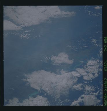 STS071-747-056 - STS-071 - Earth observations taken during STS-126