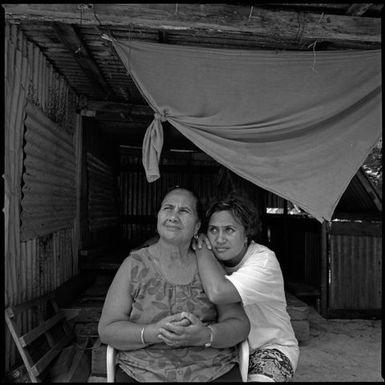 Ngatokorima Rasmussen and her daughter Vaine-Iriano Wichman frame 4