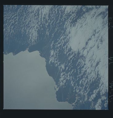 S46-74-079 - STS-046 - Earth observations taken from the shuttle orbiter Atlantis during STS-46