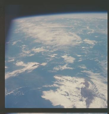 AS07-07-1745 - Apollo 7 - Apollo 7 Mission, Hawaii