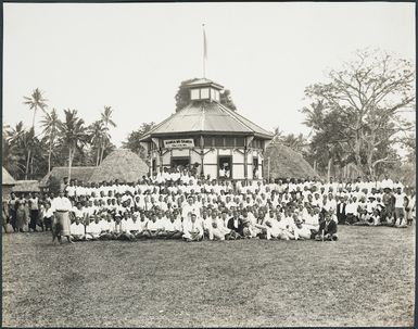 Group photograph of the Samoan Mau in front of their Vaimoso office