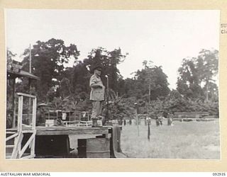 BOUGAINVILLE. 1945-06-08. GENERAL SIR THOMAS A. BLAMEY, COMMANDER-IN-CHIEF, ALLIED LAND FORCES, SOUTH WEST PACIFIC AREA (1), ADDRESSING 7 INFANTRY BRIGADE AT GLOUCESTER PARK, TOROKINA, DURING HIS ..