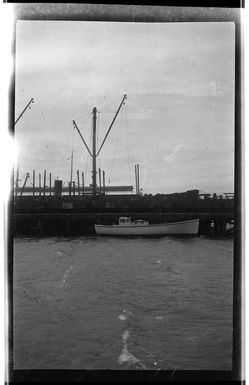 The ketch 'Pitcairn', Wellington