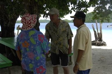 [Assignment: 48-DPA-SOI_K_Palau_6-7-9-07] Pacific Islands Tour: Visit of Secretary Dirk Kempthorne [and aides] to Palau Islands, Republic of Palau [48-DPA-SOI_K_Palau_6-7-9-07__DI12668.JPG]