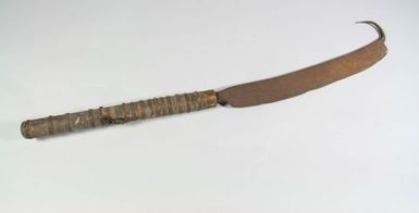 Nifo'oti (cane knife)