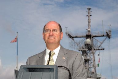 The Honorable Dr. Donald C. Winter, Secretary of the Navy (SECNAV), speaks to local news reporters during his visit onboard Naval Station Pearl Harbor, Hawaii, on Aug. 23, 2006. The SECNAV is currently visiting military installations and commands in the Hawaii Region. (U.S. Navy photo by Mass Communication SPECIALIST 1ST Class James E. Foehl) (Released)