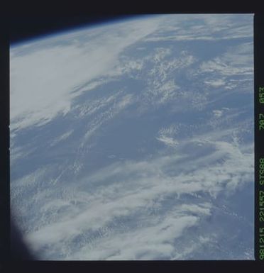 STS088-707-053 - STS-088 - Earth observation taken during STS-88 mission