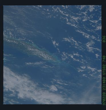 STS082-740-036 - STS-082 - Earth observations taken from shuttle orbiter Discovery during STS-82 mission