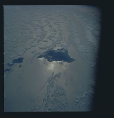 51G-48-017 - STS-51G - STS-51G earth observations