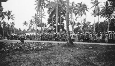 A women's Mau procession at Vaimoso