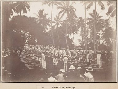 Dancers welcoming the New Zealand Parliamentary party at Rarotonga, 1903