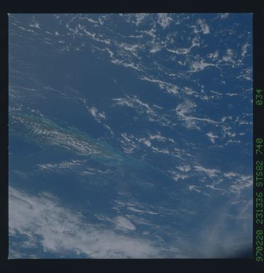 STS082-740-034 - STS-082 - Earth observations taken from shuttle orbiter Discovery during STS-82 mission