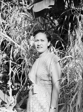 [Half length portrait of a Pacific island woman]