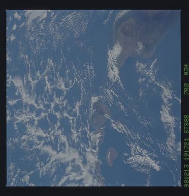 STS088-702-034 - STS-088 - Earth observations taken during STS-88 mission