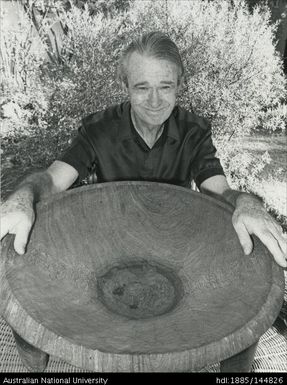 Professor Derek Freeman with a Fijian tamoa bowl