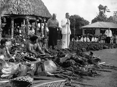 The minister Mcdonald replying to an address of welcome on the island of Savaii, Western Samoa