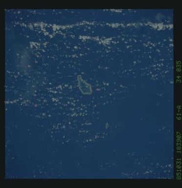 61A-34-035 - STS-61A - STS-61A earth observations