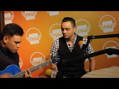 Soul Brown - Wonderful Live in studio on Niu FM