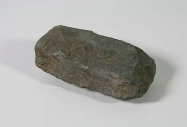 To‘i ma‘a (stone adze)