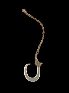 Matau (Fishhook)