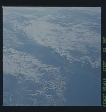 STS057-82-007 - STS-057 - Earth observations during STS-57