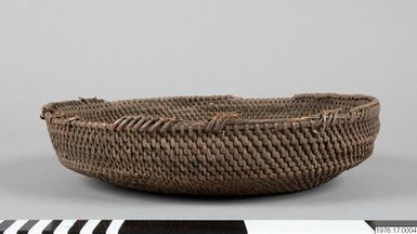 ["korg, basket, Honafa-yua (jagaria-språket)"]